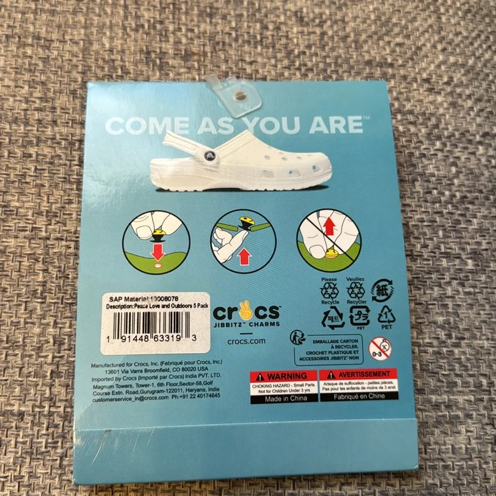 Crocs Jibbitz 🌸 Charm 5 Pack Peace, Love and Outdoors - Picture 2 of 2